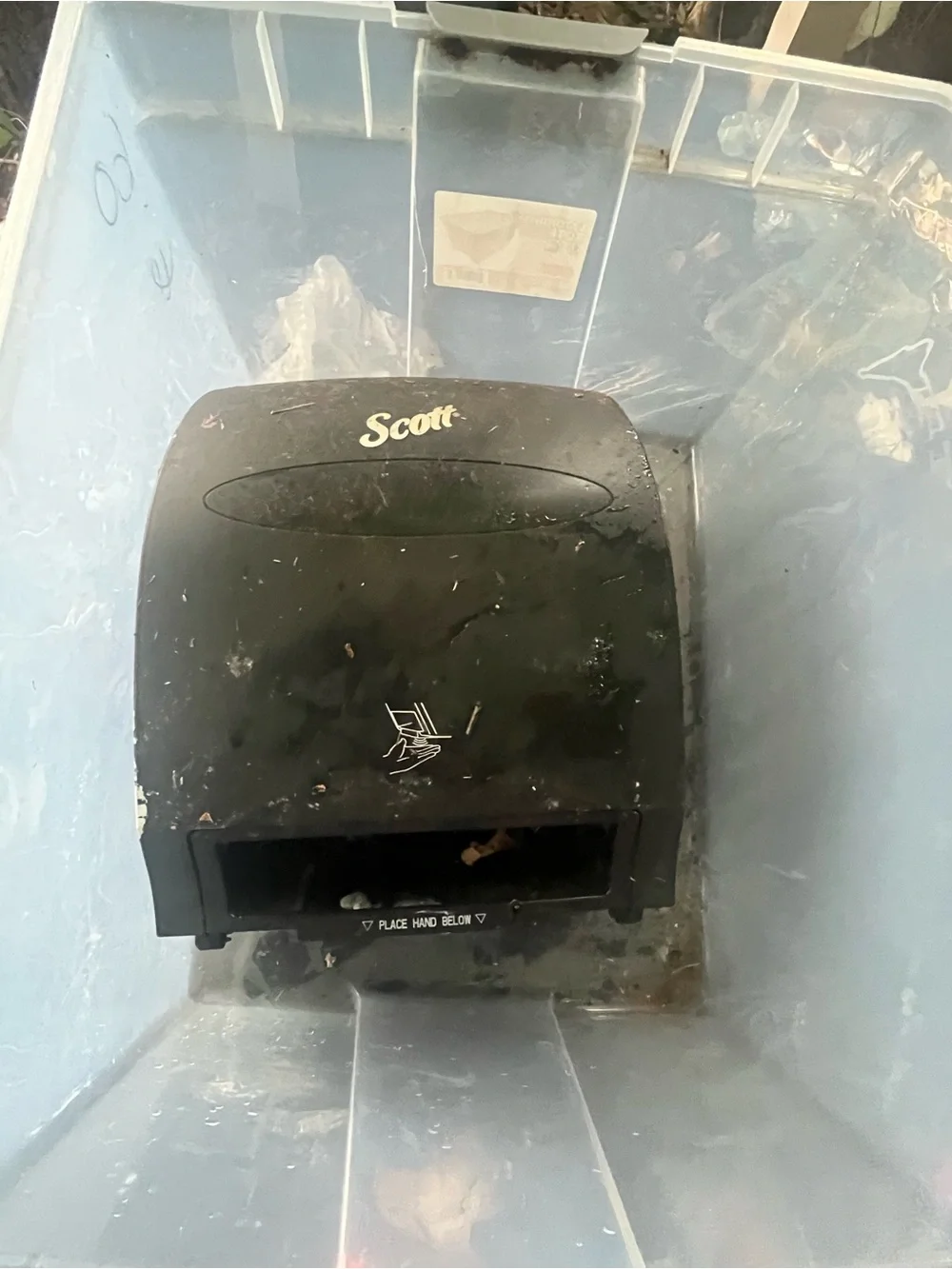Scott Black Wall-Mounted Paper Towel Dispenser - Automatic Style